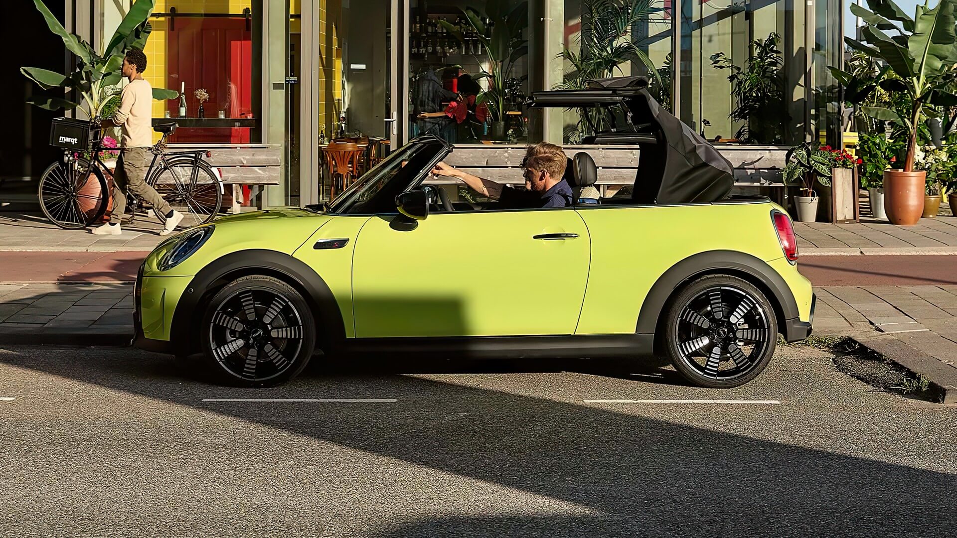 М’ЯКИЙ ДАХ ІЗ ВБУДОВАНОЮ ФУНКЦІЄЮ ЛЮКА.