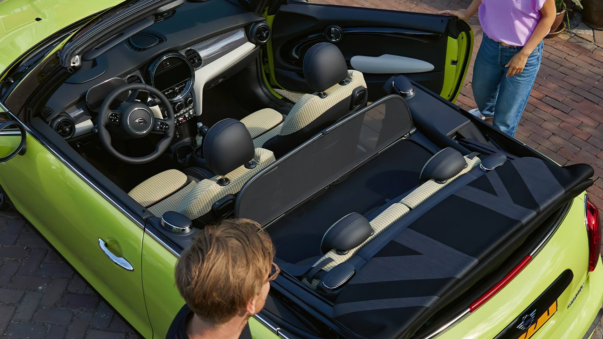 ЛОБОВЕ СКЛО І ОБТІЧНИК.